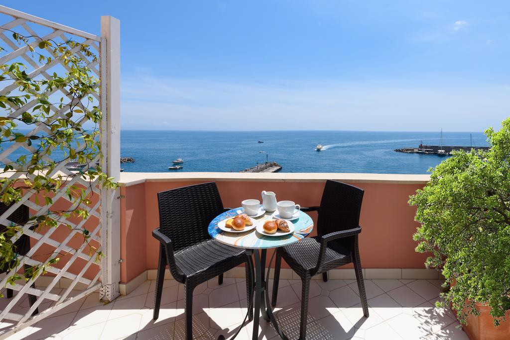 Vista D'Amalfi Bed & Breakfast Ngoại thất bức ảnh